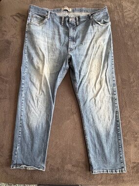 Wrangler Relaxed Fit Jeans